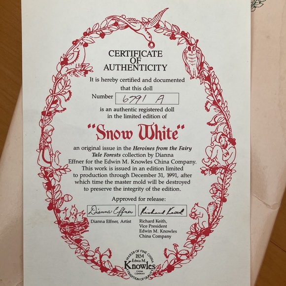 Snow White Porcelain Doll Edwin M. Knowles Heroines Fairy Tale Forest - Picture 4 of 4